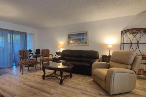 Copropriété à louer à Dunedin, Floride: 1 chambre, 73.39 m2 № 2431232 - photo 10