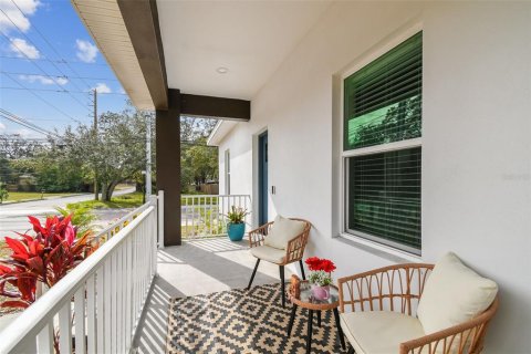 House in Tarpon Springs, Florida 3 bedrooms, 160.16 sq.m. № 1532010 - photo 3