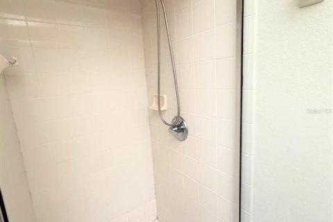 Copropriété à louer à Winter Haven, Floride: 2 chambres, 94.48 m2 № 2312675 - photo 16