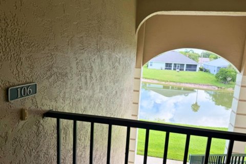 Copropriété à louer à Winter Haven, Floride: 2 chambres, 94.48 m2 № 2312675 - photo 2