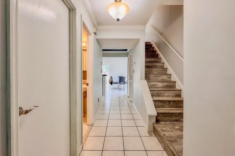 Townhouse in Altamonte Springs, Florida 3 bedrooms, 116.69 sq.m. № 1915155 - photo 6