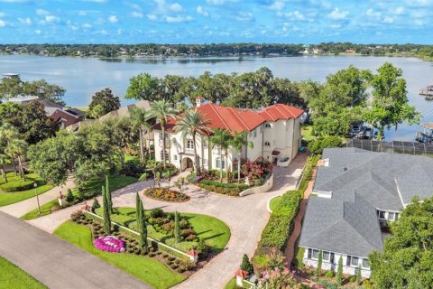 House in Lakeland, Florida 6 bedrooms, 774.8 sq.m. № 2203054 - photo 2