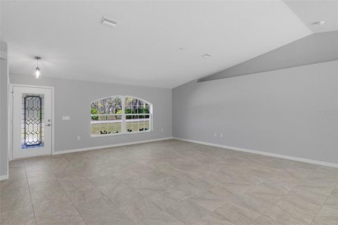 Casa en venta en Brooksville, Florida, 3 dormitorios, 171.87 m2 № 1767612 - foto 9