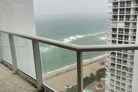 Купить кондоминиум в Санни-Айлс-Бич, Флорида 2 спальни, 163.51м2, № 2046093 - фото 29