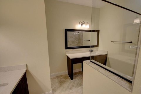 Снять в аренду таунхаус в Орландо, Флорида 4 спальни, 208.1м2, № 1679656 - фото 13