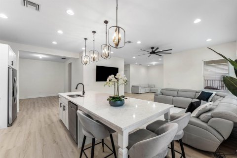 Villa ou maison à vendre à Westlake, Floride: 4 chambres, 270.62 m2 № 2439222 - photo 12
