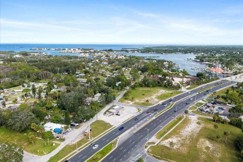 Terreno en venta en New Port Richey, Florida № 2166528 - foto 17