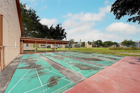 Condo in Margate, Florida, 2 bedrooms  № 1890151 - photo 30