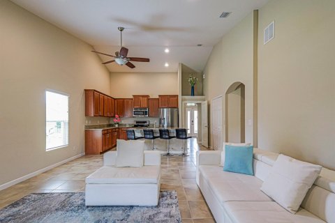 Casa en alquiler en Vero Beach, Florida, 4 dormitorios, 226.03 m2 № 2077426 - foto 11