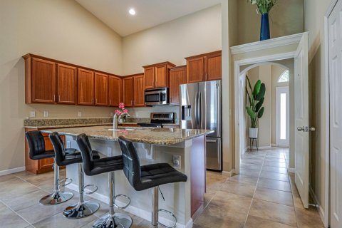 Casa en alquiler en Vero Beach, Florida, 4 dormitorios, 226.03 m2 № 2077426 - foto 12