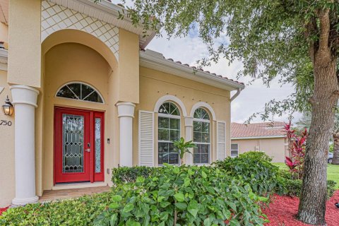 Casa en alquiler en Vero Beach, Florida, 4 dormitorios, 226.03 m2 № 2077426 - foto 3
