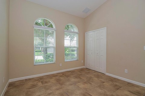 Casa en alquiler en Vero Beach, Florida, 4 dormitorios, 226.03 m2 № 2077426 - foto 22