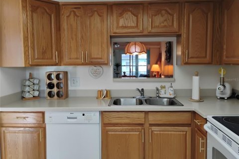 House in Clearwater, Florida 2 bedrooms, 98.48 sq.m. № 2148177 - photo 12