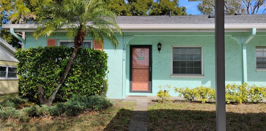 House in Clearwater, Florida 2 bedrooms, 98.48 sq.m. № 2148177