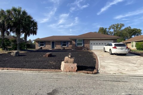 House in Orange Park, Florida 4 bedrooms, 184.13 sq.m. № 771733 - photo 1