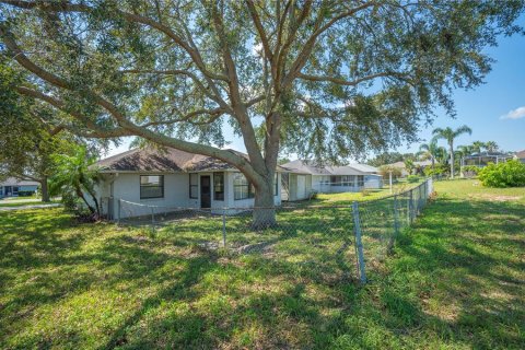 House in Lake Wales, Florida 2 bedrooms, 108.97 sq.m. № 1412515 - photo 29