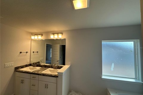 Villa ou maison à vendre à Ocala, Floride: 3 chambres, 183.02 m2 № 1911706 - photo 16
