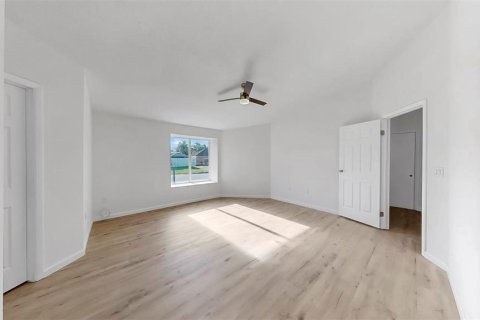 House in Bradenton, Florida 3 bedrooms, 159.42 sq.m. № 1847812 - photo 25
