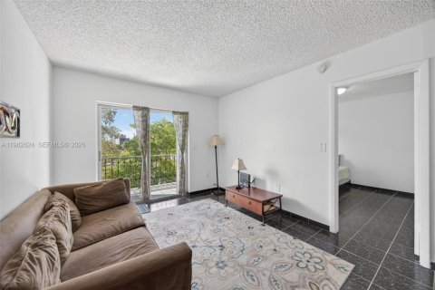 Купить кондоминиум в Майами, Флорида 1 спальня, 57.6м2, № 2049297 - фото 3