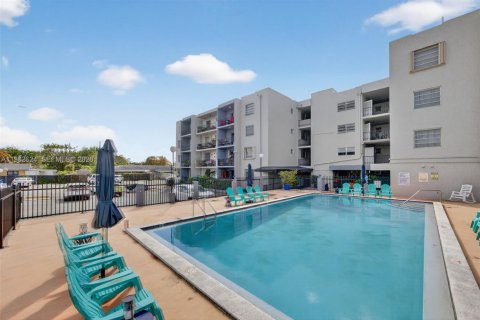 Купить кондоминиум в Майами, Флорида 1 спальня, 57.6м2, № 2049297 - фото 29