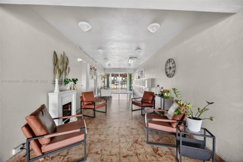 Купить кондоминиум в Майами, Флорида 1 спальня, 57.6м2, № 2049297 - фото 26