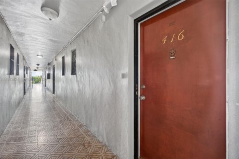 Купить кондоминиум в Майами, Флорида 1 спальня, 57.6м2, № 2049297 - фото 23