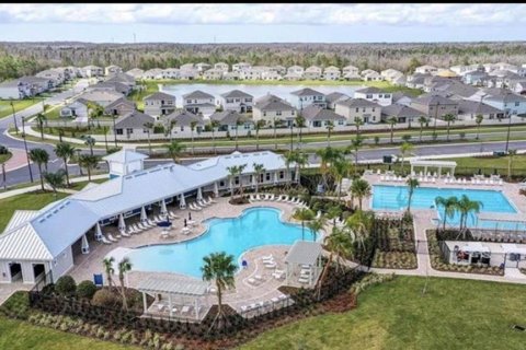 Villa ou maison à louer à Odessa, Floride: 4 chambres, 186.45 m2 № 2093224 - photo 2