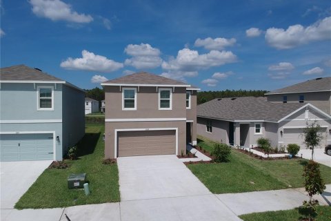 Villa ou maison à Odessa, Floride 4 chambres, 186.45 m2 № 2093224
