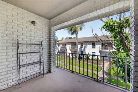 Condominio en venta en Orlando, Florida, 2 dormitorios, 82.68 m2 № 2297020 - foto 11