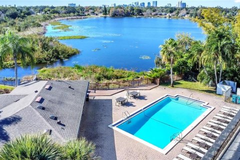Condominio en venta en Orlando, Florida, 2 dormitorios, 82.68 m2 № 2297020 - foto 14