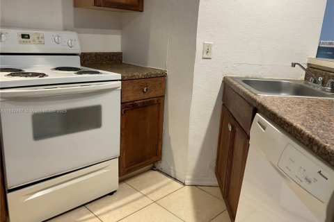 Copropriété à louer à Margate, Floride: 1 chambre, 66.15 m2 № 1814449 - photo 21