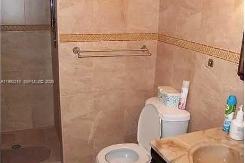 Copropriété à louer à Hallandale Beach, Floride: 1 chambre, 120.77 m2 № 2060701 - photo 14