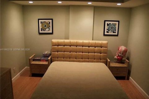Copropriété à louer à Hallandale Beach, Floride: 1 chambre, 120.77 m2 № 2060701 - photo 9