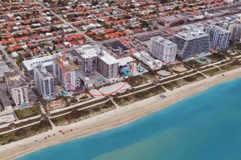 Condo in Surfside, Florida, 2 bedrooms  № 2257648
