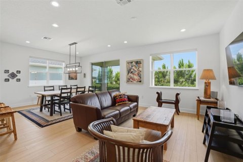 Casa en venta en Apopka, Florida, 3 dormitorios, 171.31 m2 № 2208982 - foto 15
