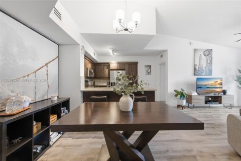 Copropriété à vendre à Miramar, Floride: 2 chambres, 90.77 m2 № 2089597 - photo 8