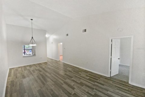 Condo in Port Richey, Florida, 2 bedrooms  № 1588830 - photo 19