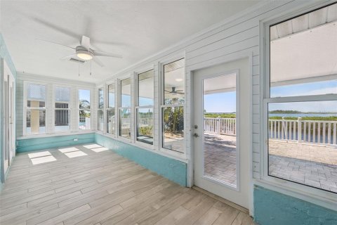 House in Hudson, Florida 2 bedrooms, 131.46 sq.m. № 1853608 - photo 30