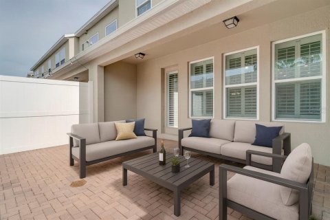 Купить таунхаус в Уинтер-Гарден, Флорида 10 комнат, 172.15м2, № 1899061 - фото 23