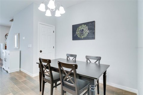 Купить таунхаус в Уинтер-Гарден, Флорида 10 комнат, 172.15м2, № 1899061 - фото 9