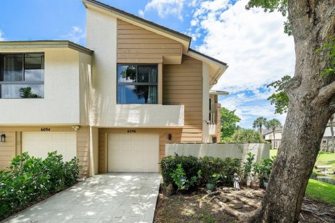 Touwnhouse à Boca Raton, Floride 3 chambres, 195.56 m2 № 2172945