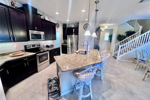 House in Sanford, Florida 5 bedrooms, 269.6 sq.m. № 1903014 - photo 6