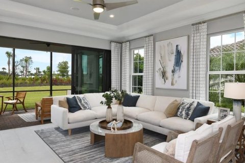 House in Bradenton, Florida 2 bedrooms, 142.42 sq.m. № 2238371 - photo 3