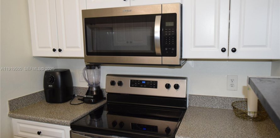 Condo à Cutler Bay, Floride, 2 chambres  № 1976401