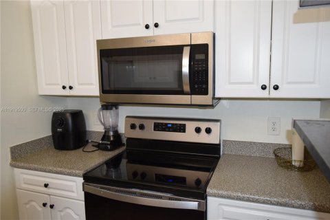 Copropriété à louer à Cutler Bay, Floride: 2 chambres, 91.04 m2 № 1976401 - photo 5