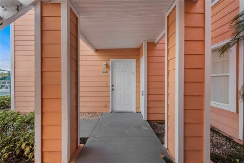 Copropriété à louer à Kissimmee, Floride: 3 chambres, 126.07 m2 № 2127648 - photo 2