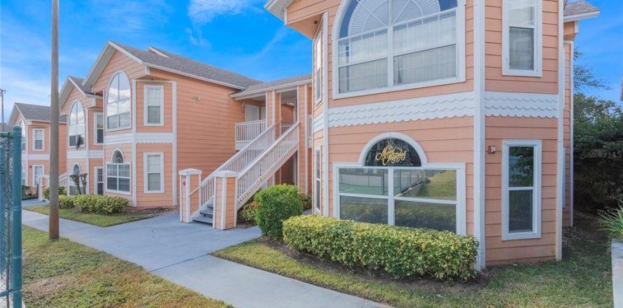 Condo à Kissimmee, Floride, 3 chambres  № 2127648