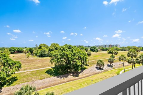 Condo in Lauderhill, Florida, 2 bedrooms  № 1172913 - photo 1
