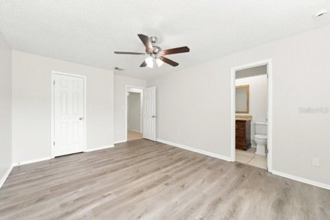 Villa ou maison à louer à Orlando, Floride: 3 chambres, 124.49 m2 № 2398675 - photo 11