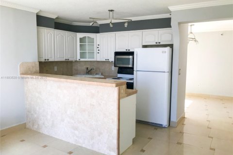 Copropriété à louer à Miami Beach, Floride: 2 chambres, 111.48 m2 № 1929798 - photo 5